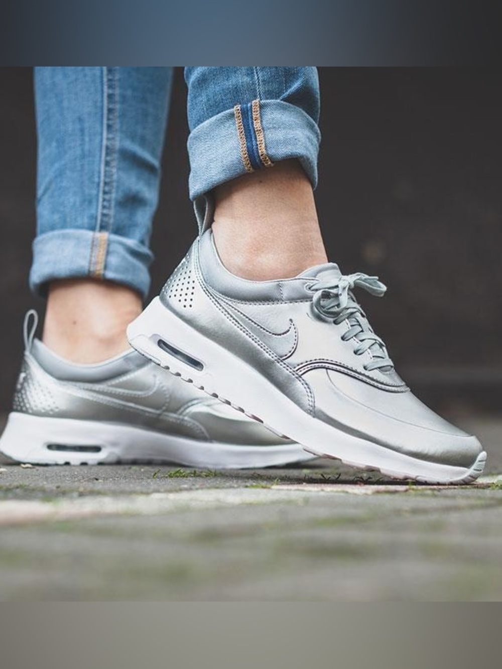 Nike AIR MAX THEA METALLIC Silver womens running-shoes Sz 9
